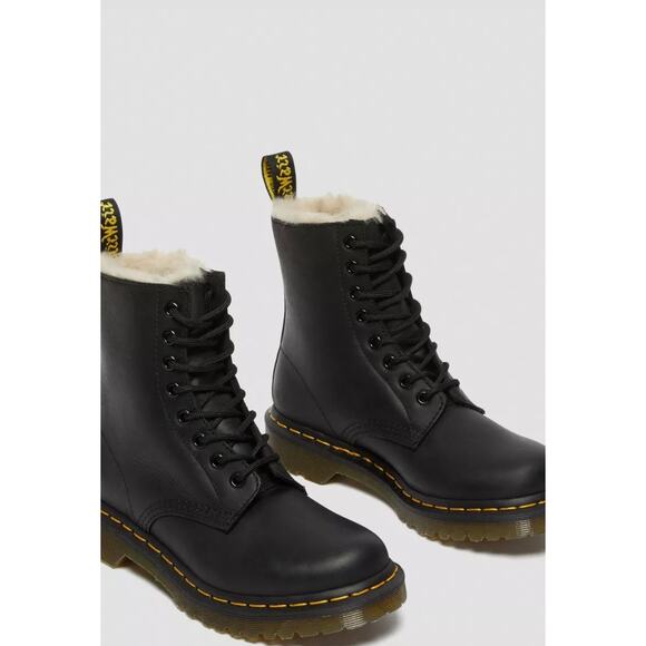 DR MARTENS FAUX FUR CLASSIC BOOTS - Picture 10 of 16